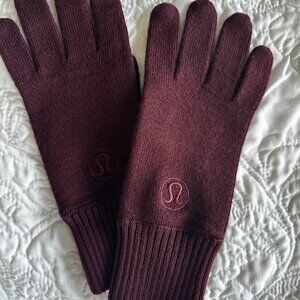 Lululemon Merino Wool Knit Touchscreen Gloves XS/S Burgundy